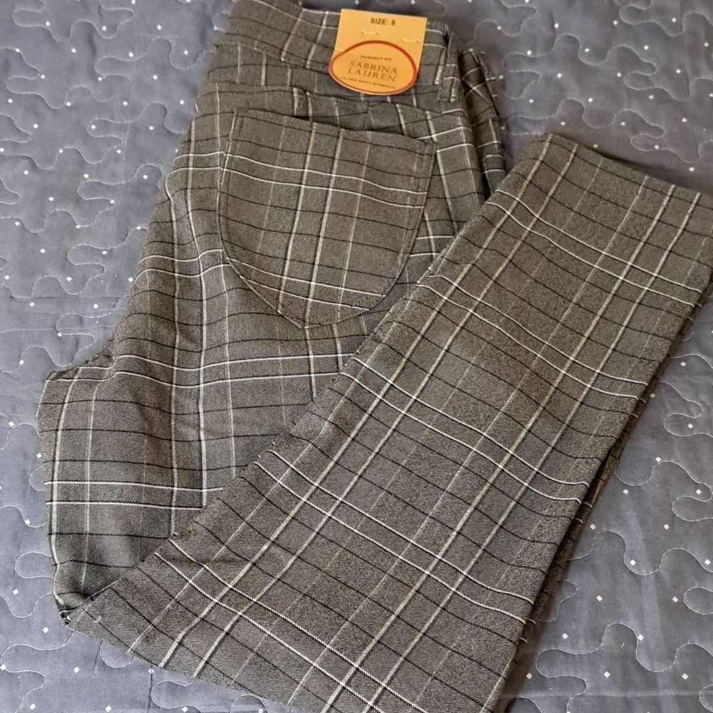 Sabrina Lauren ultra soft perfect fit cropped pants size 8 NWT